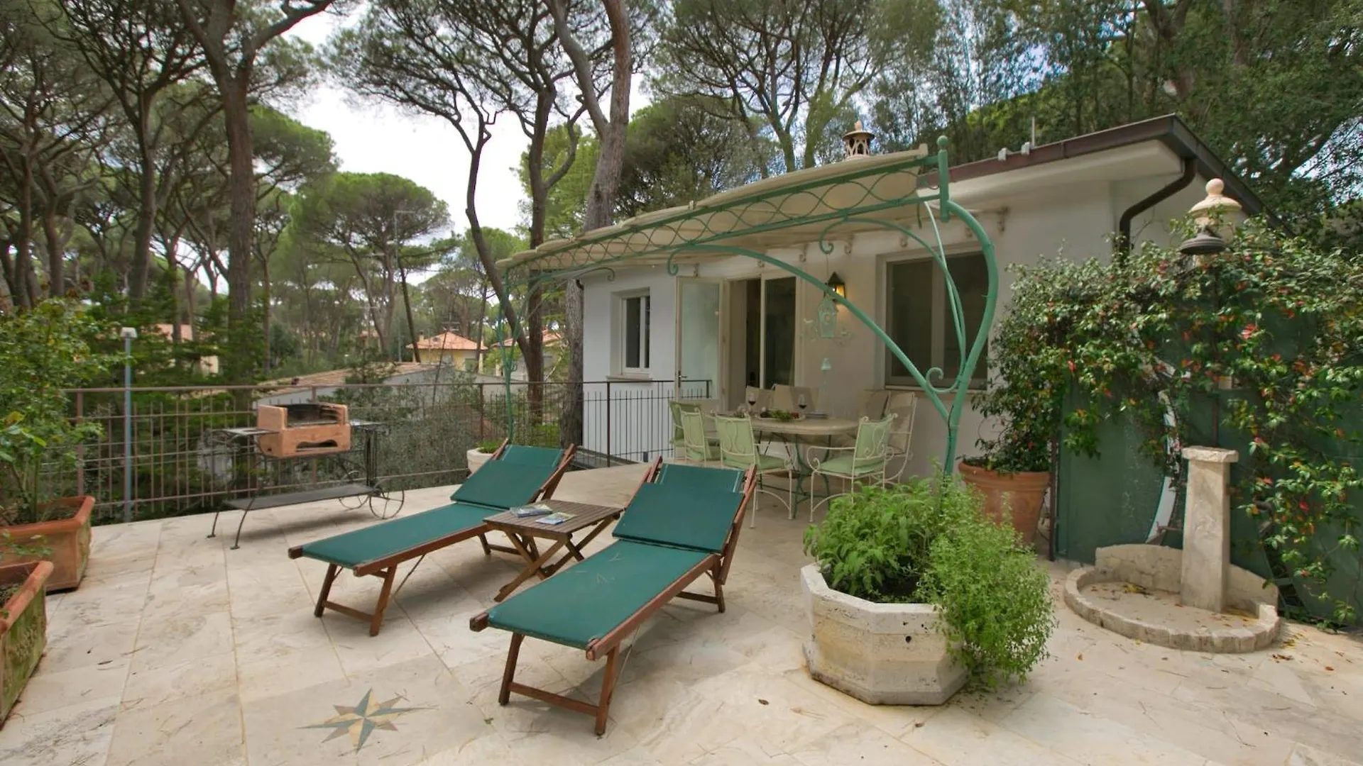 Luxurious Holiday Home In Tuscany Near The Beach 마리나 디 카스타녜토 카르두치